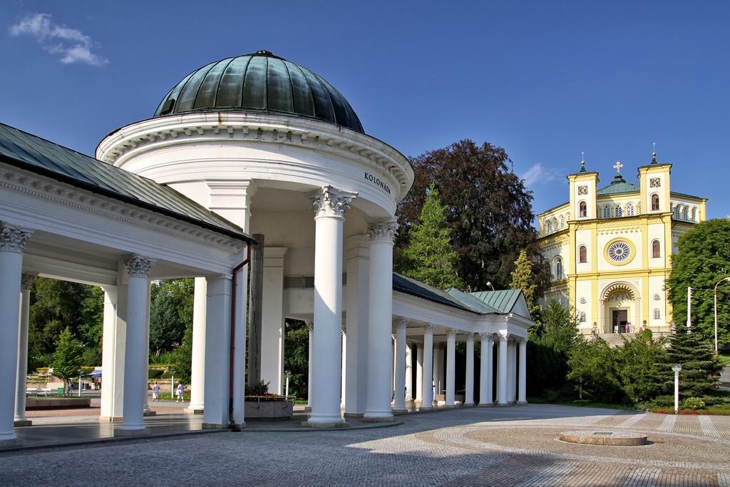 Esplanade Spa And Golf Resort Mariánské Lázně Kültér fotó